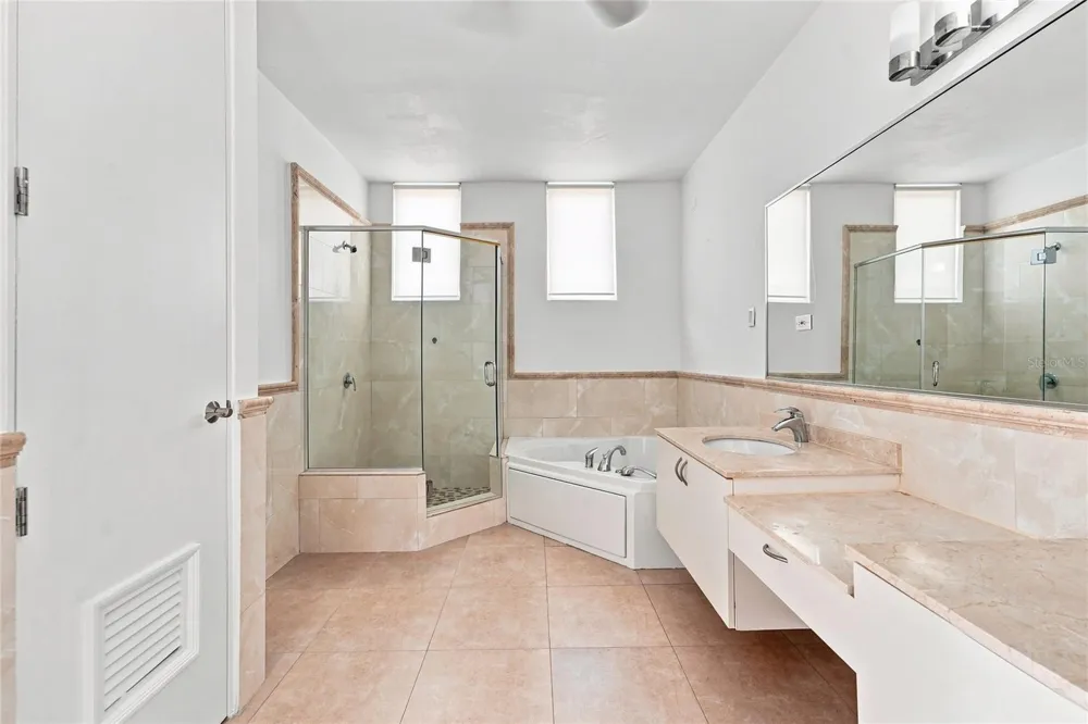 41 TREASURE POINT Vega Alta, PR 00692