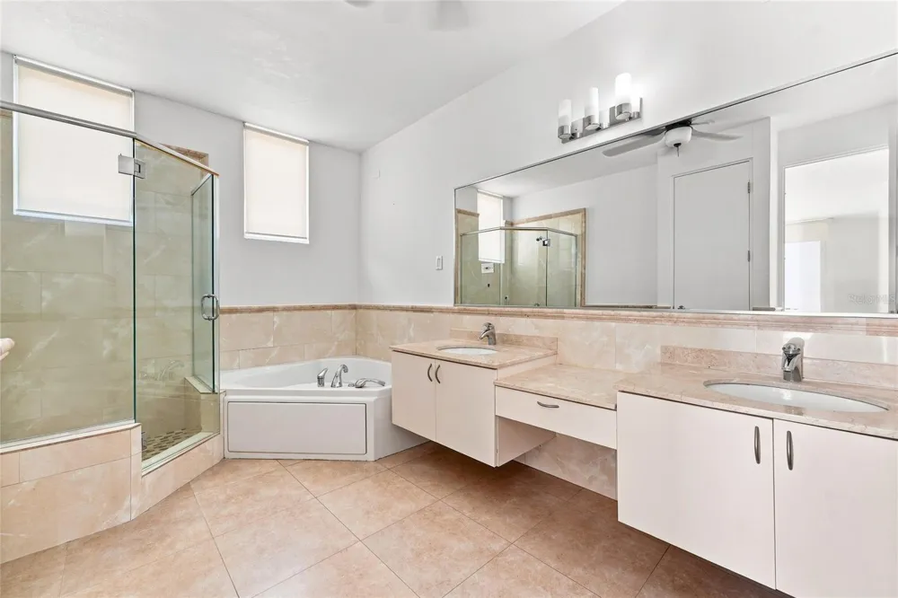 41 TREASURE POINT Vega Alta, PR 00692