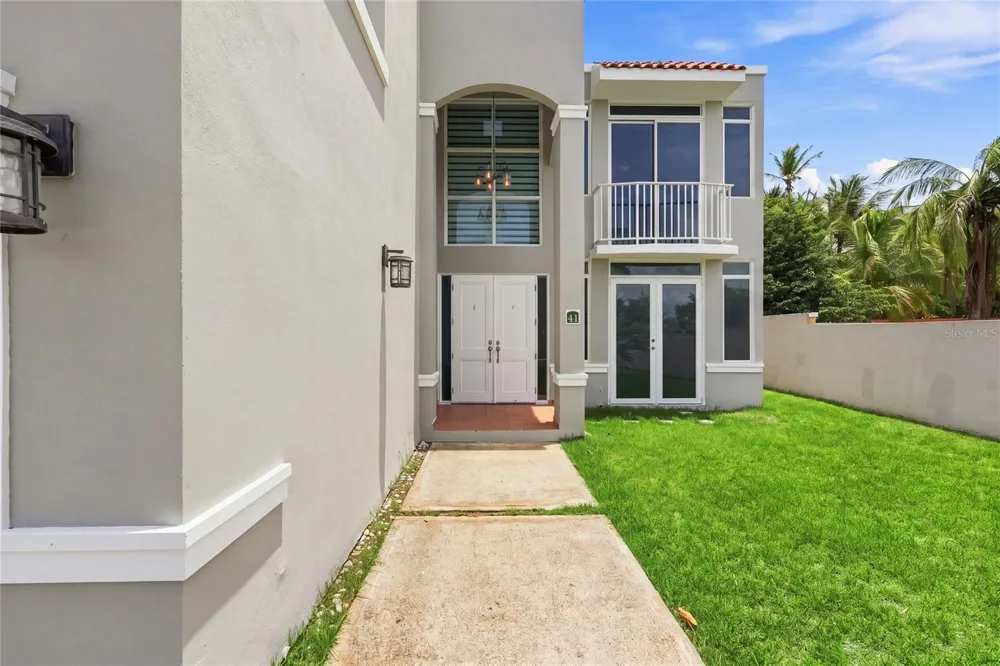 41 TREASURE POINT Vega Alta, PR 00692