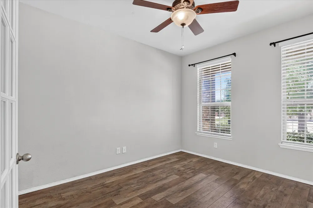 3513 Seaside Drive Denton, TX 76208