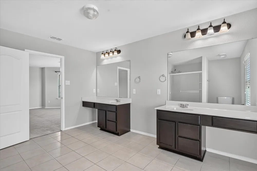 3513 Seaside Drive Denton, TX 76208