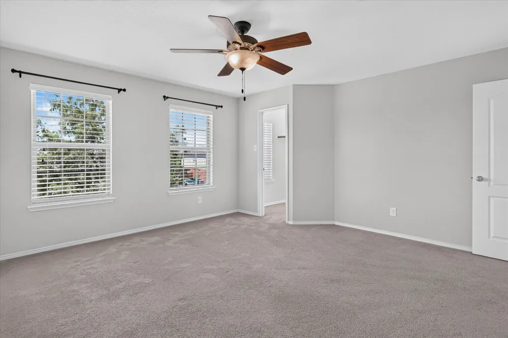 3513 Seaside Drive Denton, TX 76208