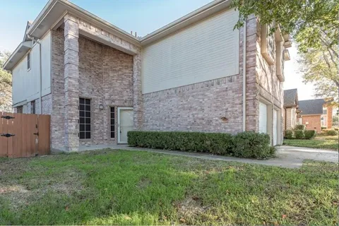 6832 Bellehaven Drive