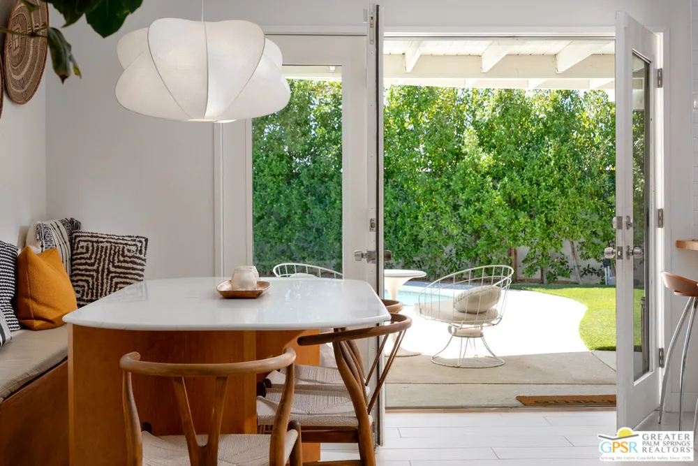 1373 E Madero Circle Palm Springs, CA 92262