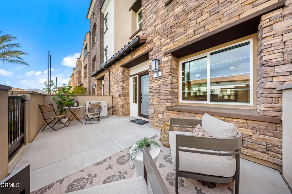 542 Via Zibello Camarillo, CA 93012