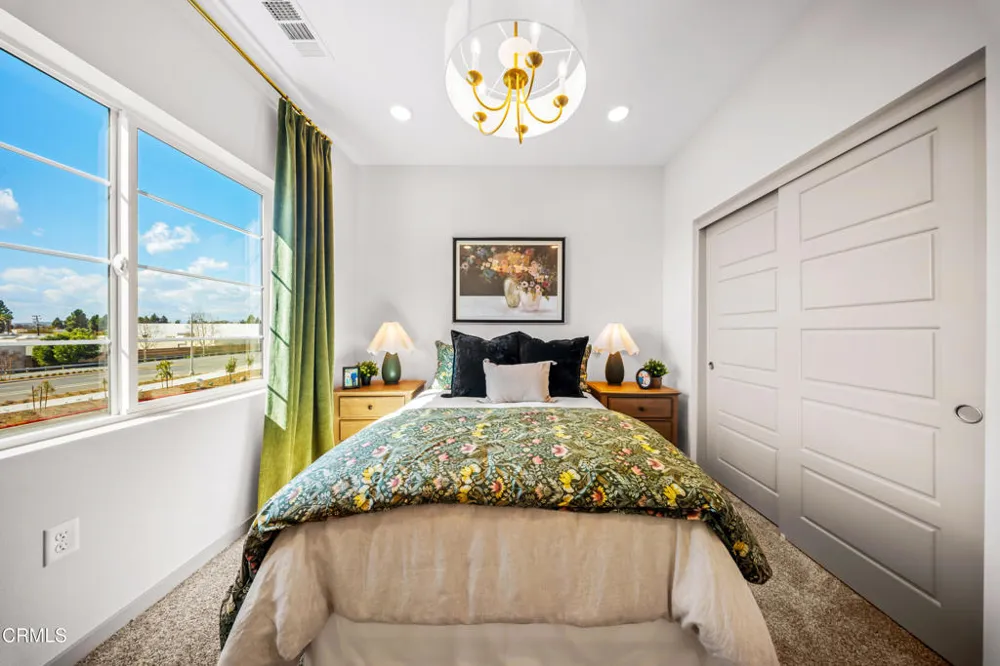 542 Via Zibello Camarillo, CA 93012