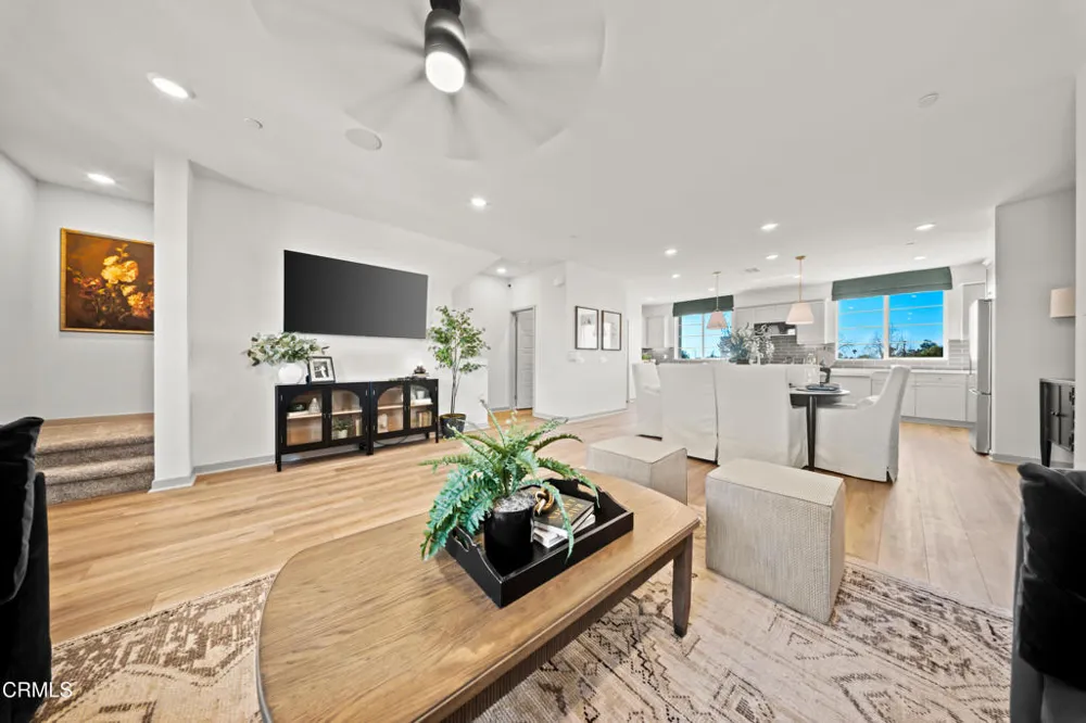 542 Via Zibello Camarillo, CA 93012