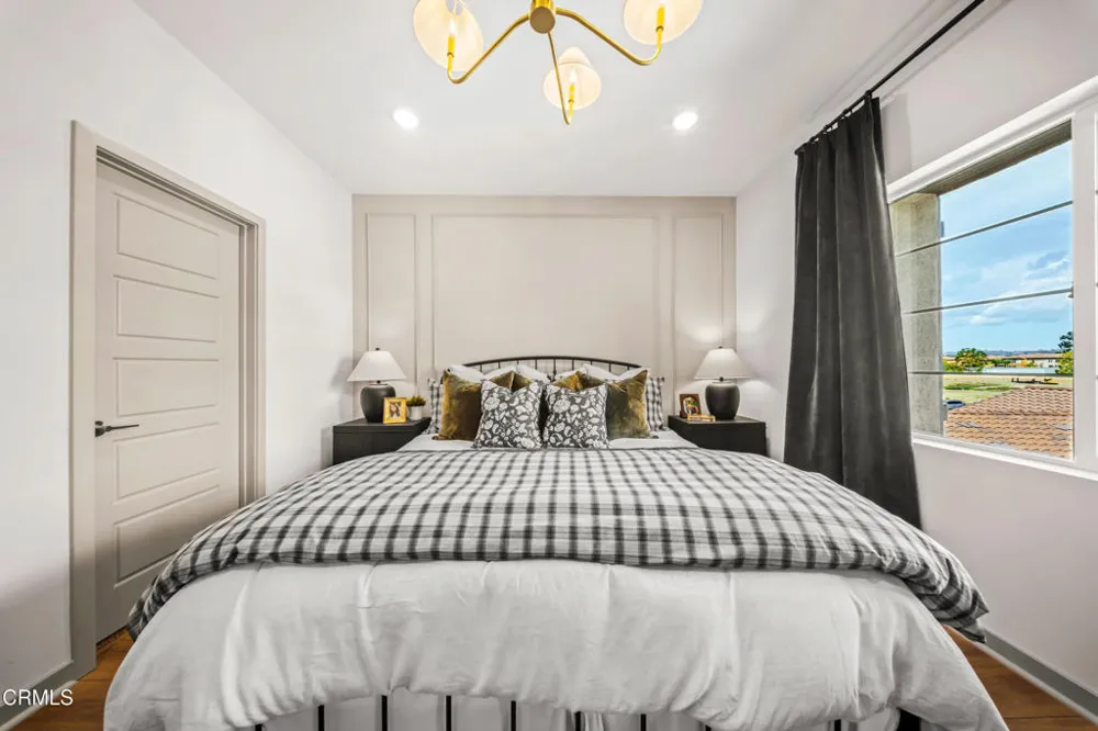 542 Via Zibello Camarillo, CA 93012