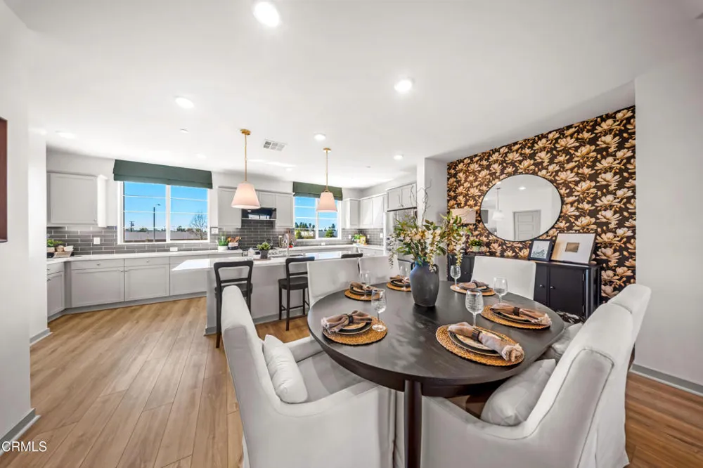 542 Via Zibello Camarillo, CA 93012