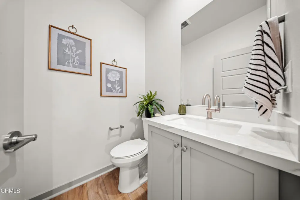 542 Via Zibello Camarillo, CA 93012