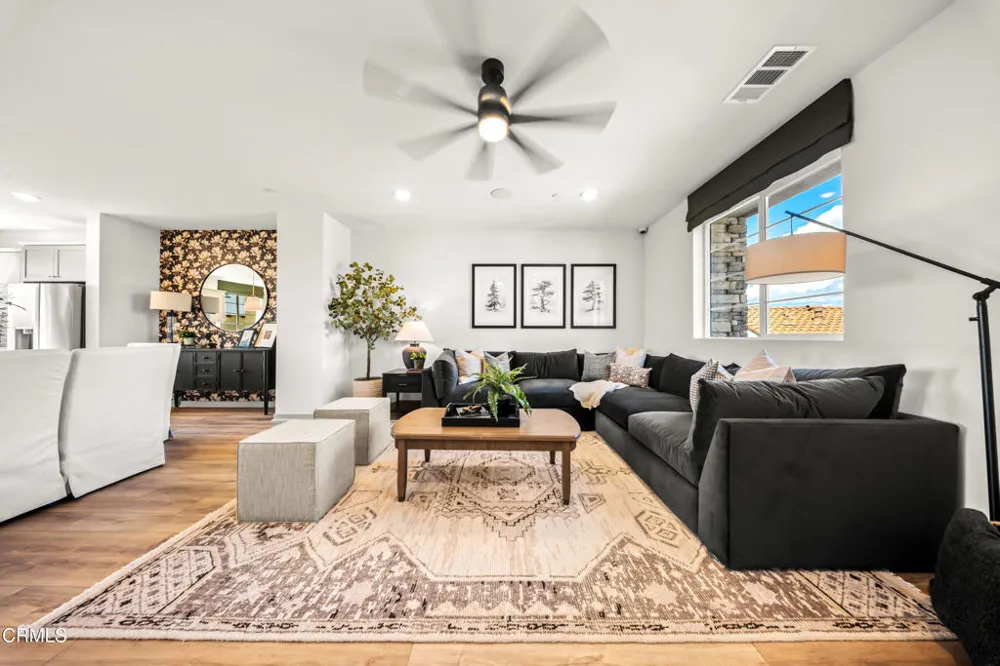 542 Via Zibello Camarillo, CA 93012