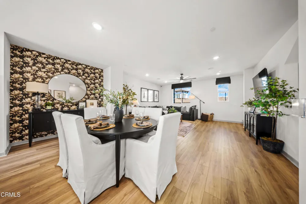 542 Via Zibello Camarillo, CA 93012