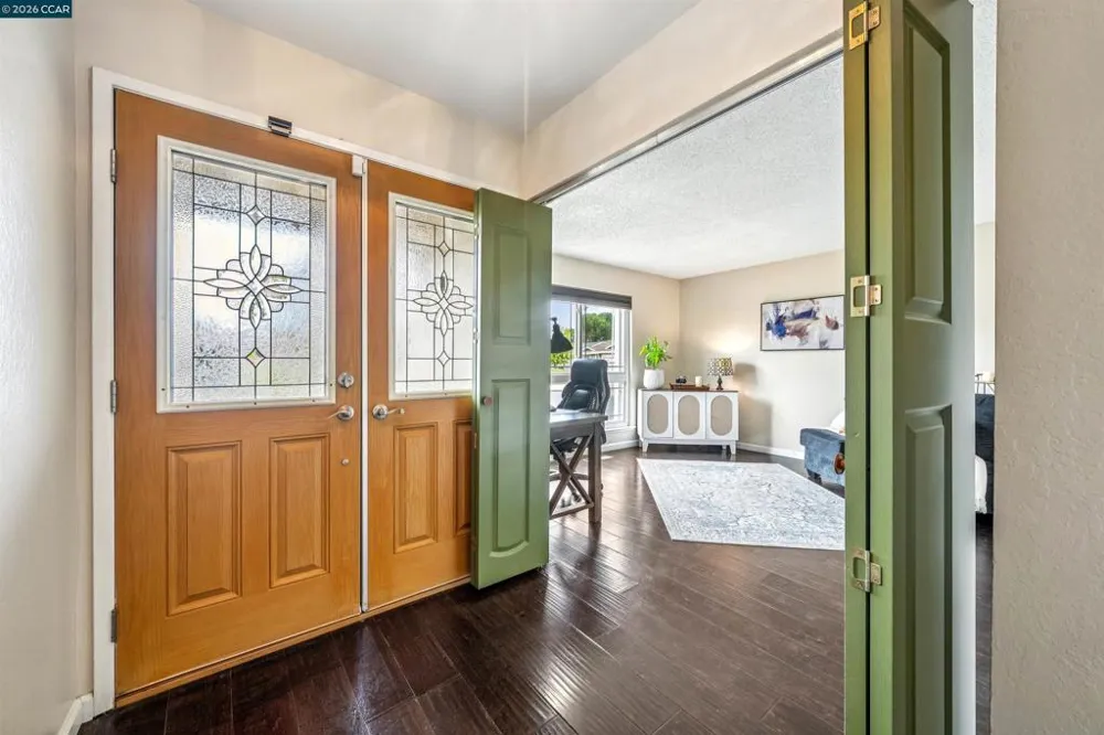 2115 Ackerman Dr Pittsburg, CA 94565