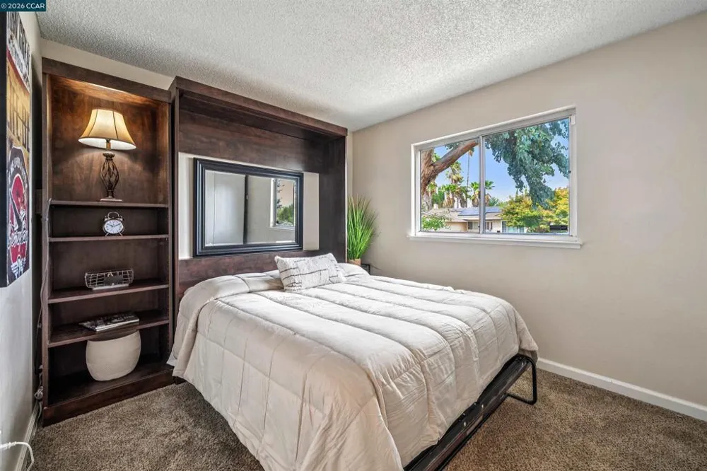 2115 Ackerman Dr Pittsburg, CA 94565