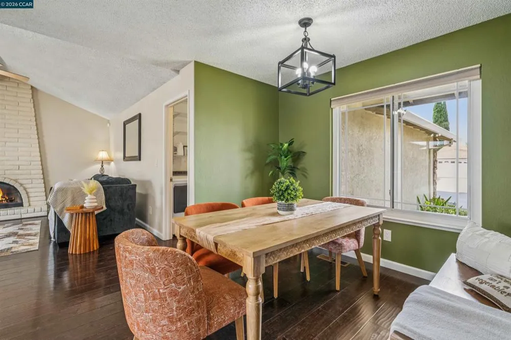 2115 Ackerman Dr Pittsburg, CA 94565