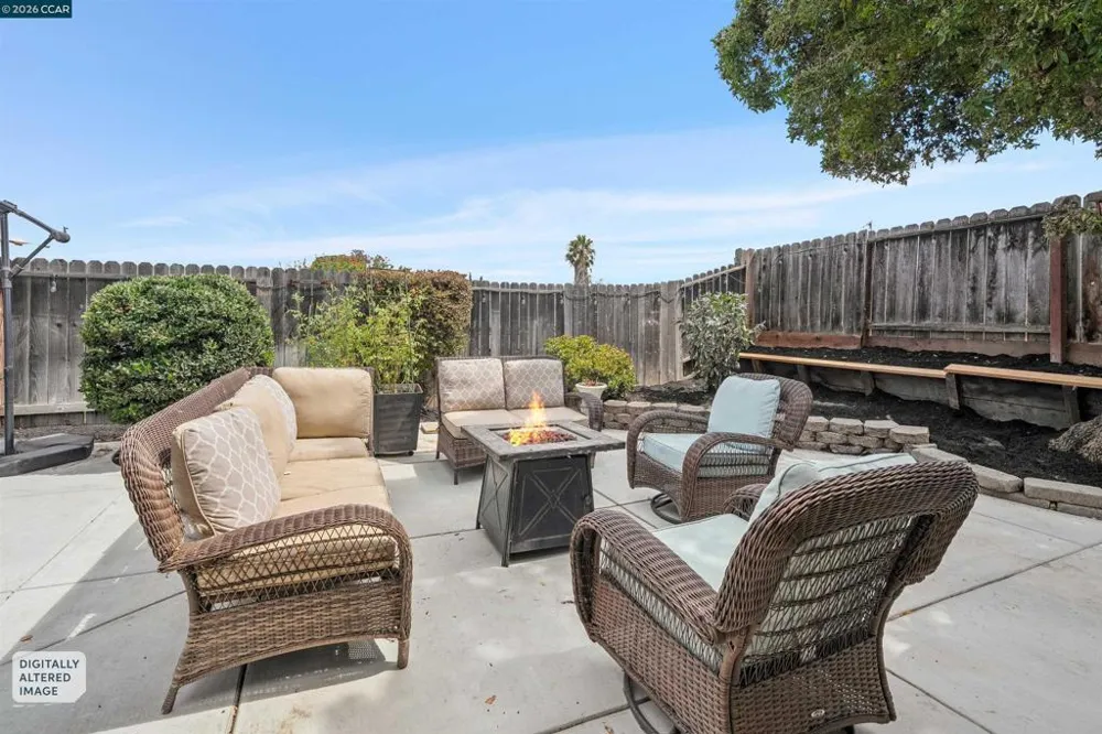 2115 Ackerman Dr Pittsburg, CA 94565