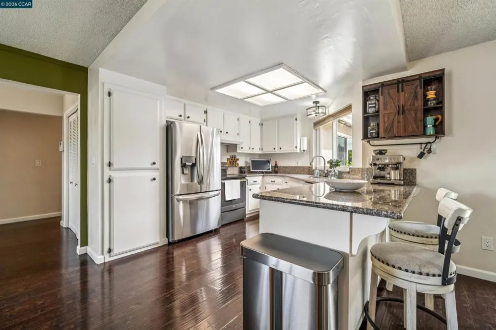 2115 Ackerman Dr Pittsburg, CA 94565
