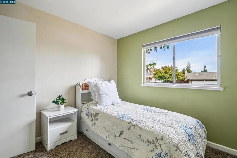2115 Ackerman Dr Pittsburg, CA 94565