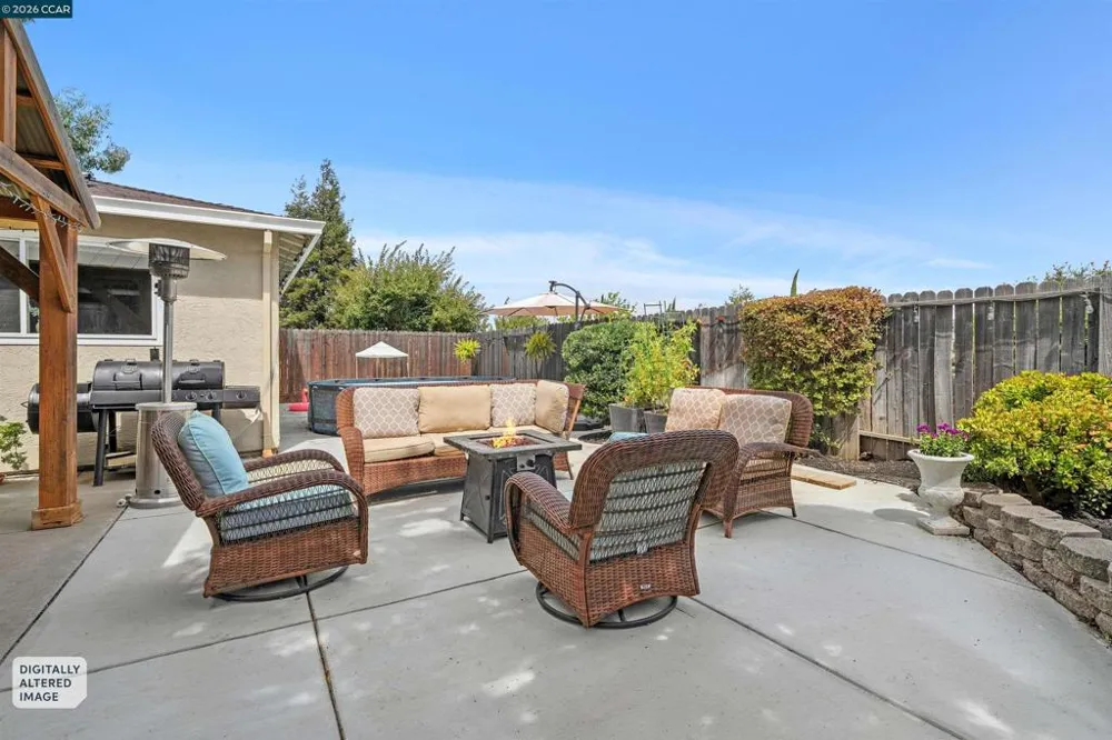 2115 Ackerman Dr Pittsburg, CA 94565
