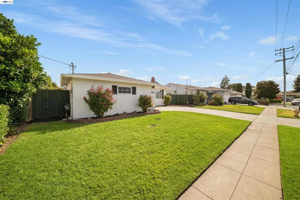 35526 Cabrillo Dr Fremont, CA 94536