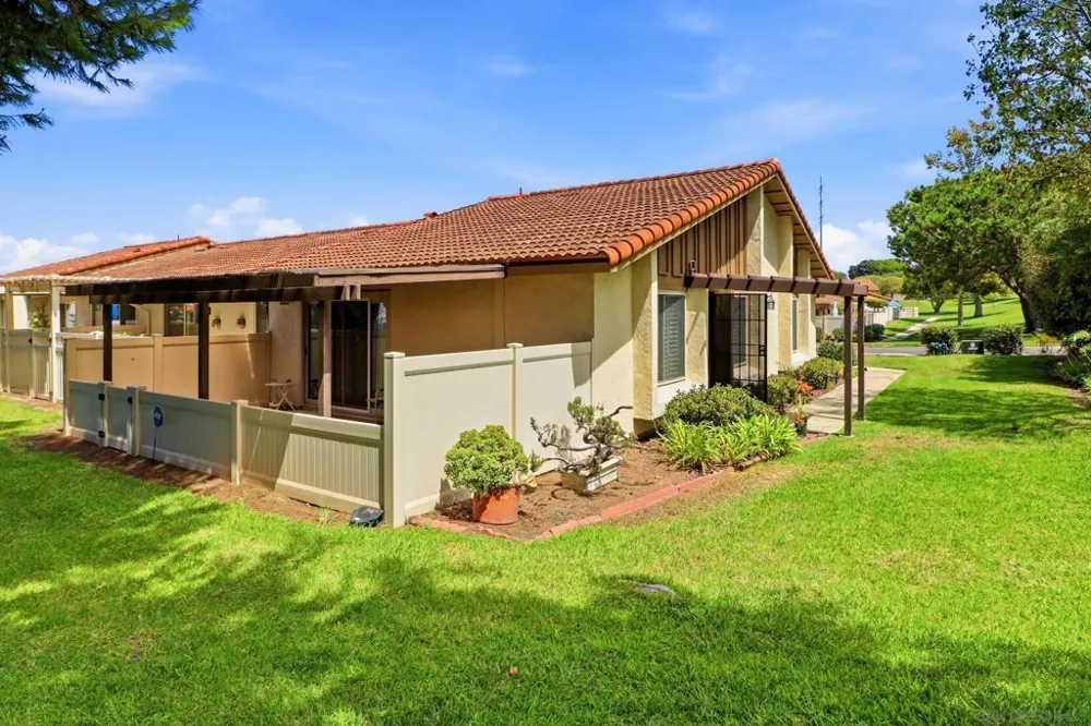 1624 Forestdale Dr Encinitas, CA 92024