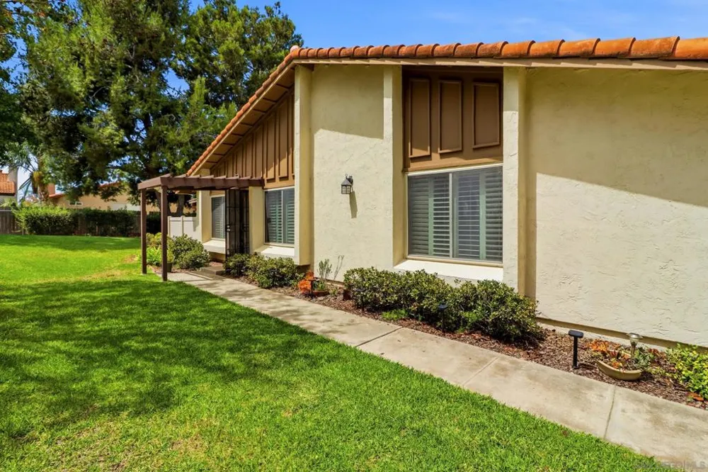 1624 Forestdale Dr Encinitas, CA 92024