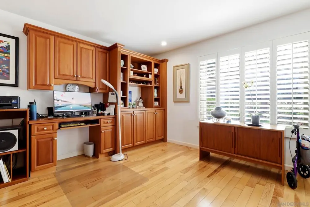 1624 Forestdale Dr Encinitas, CA 92024