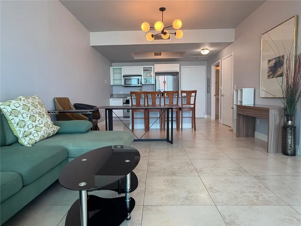 888 Biscayne Blvd #2702 Miami, FL 33132