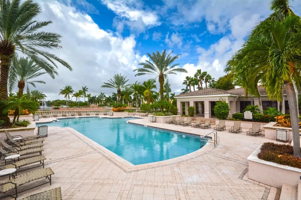2811 Grande Parkway Palm Beach Gardens, FL 33410