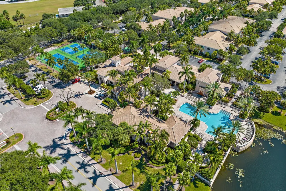 2811 Grande Parkway Palm Beach Gardens, FL 33410