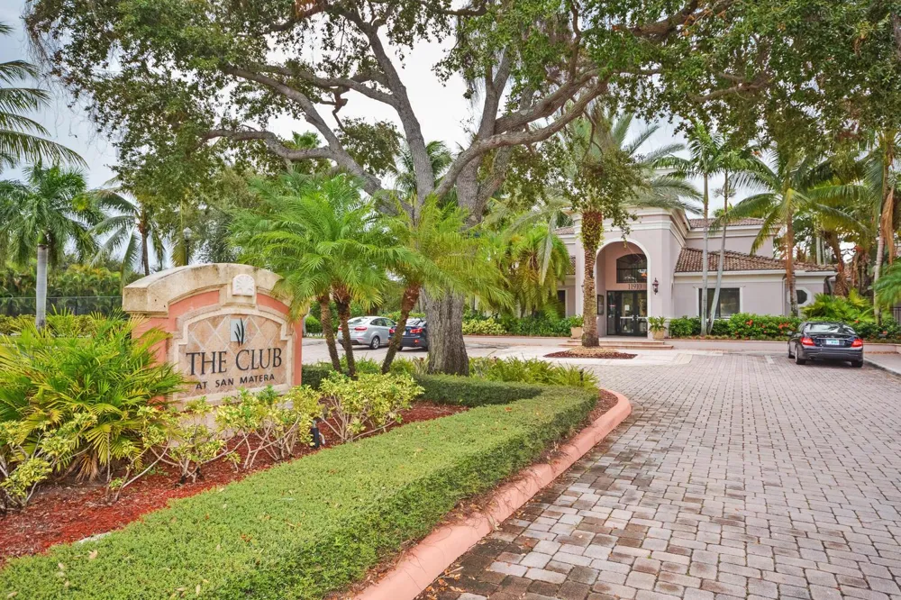 2811 Grande Parkway Palm Beach Gardens, FL 33410