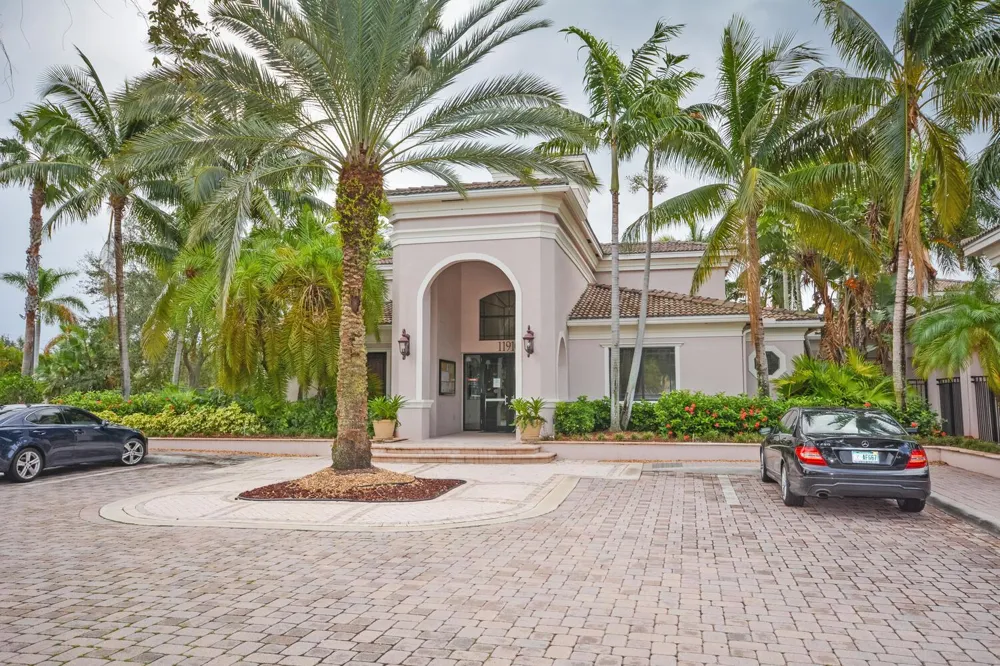 2811 Grande Parkway Palm Beach Gardens, FL 33410