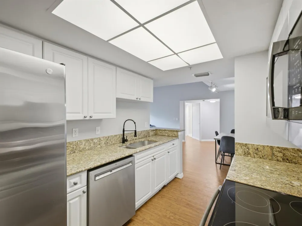 900 Crestwood Court S #920 Royal Palm Beach, FL 33411