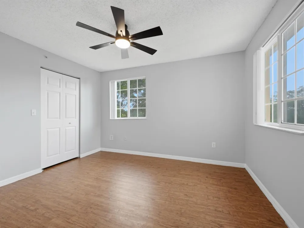 900 Crestwood Court S #920 Royal Palm Beach, FL 33411