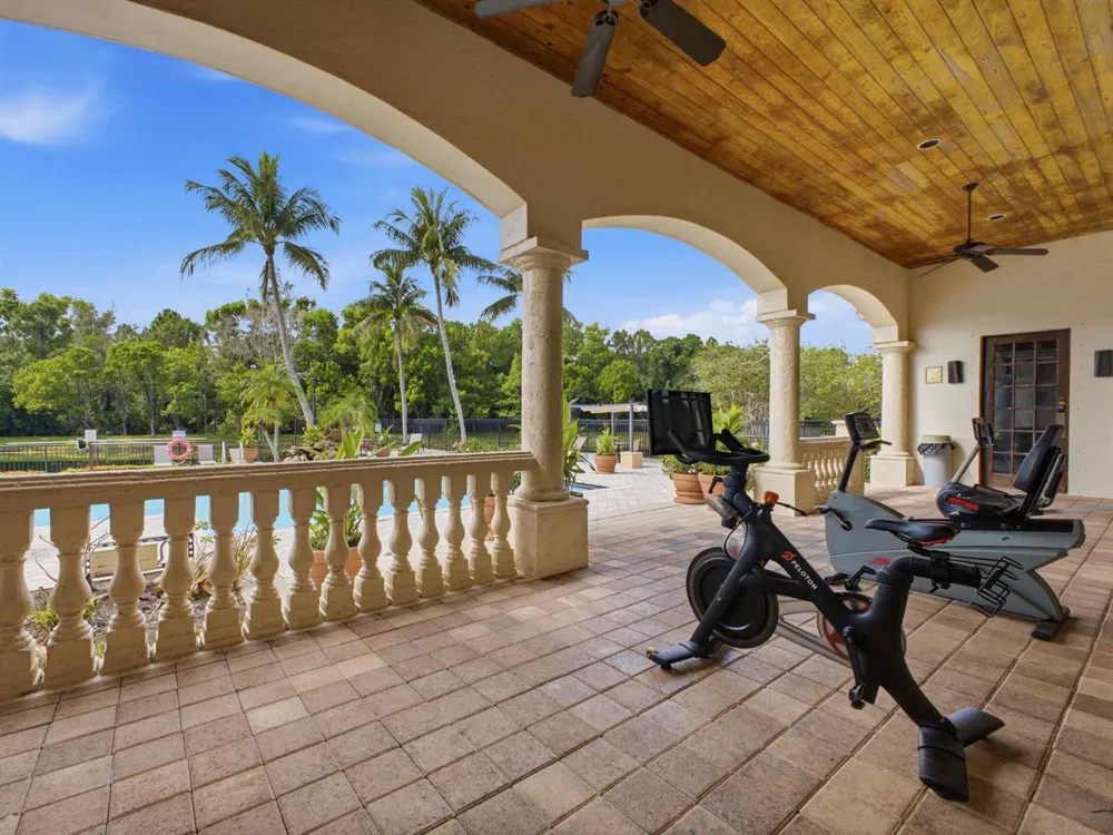 900 Crestwood Court S #920 Royal Palm Beach, FL 33411