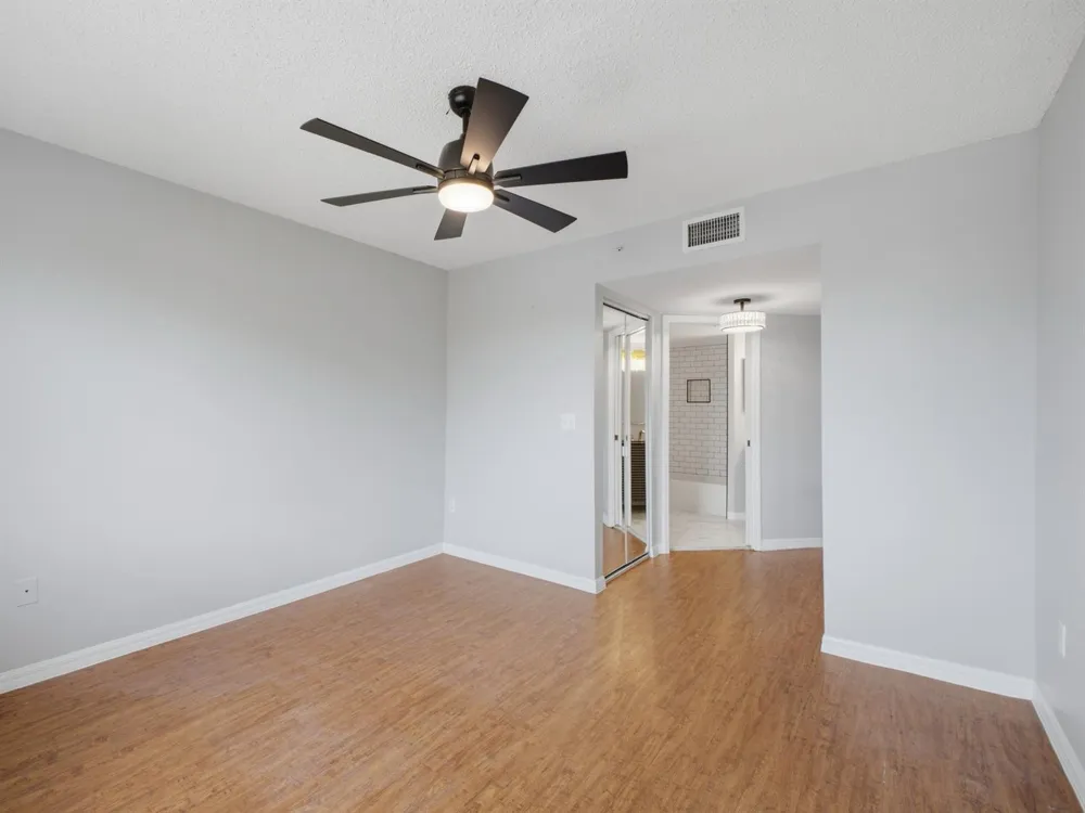 900 Crestwood Court S #920 Royal Palm Beach, FL 33411