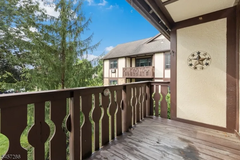9 Sentinel Ct #E Unit E Chatham, NJ 07928