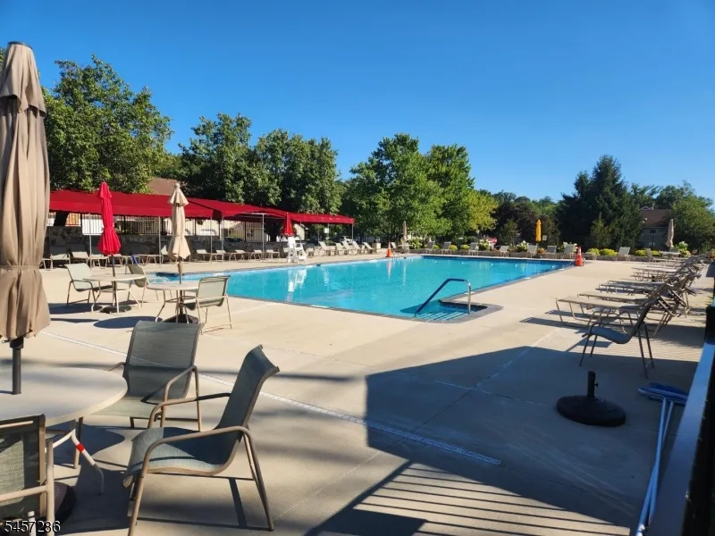 9 Sentinel Ct #E Unit E Chatham, NJ 07928
