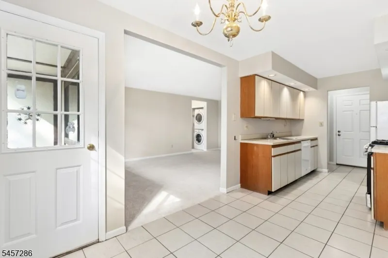 9 Sentinel Ct #E Unit E Chatham, NJ 07928