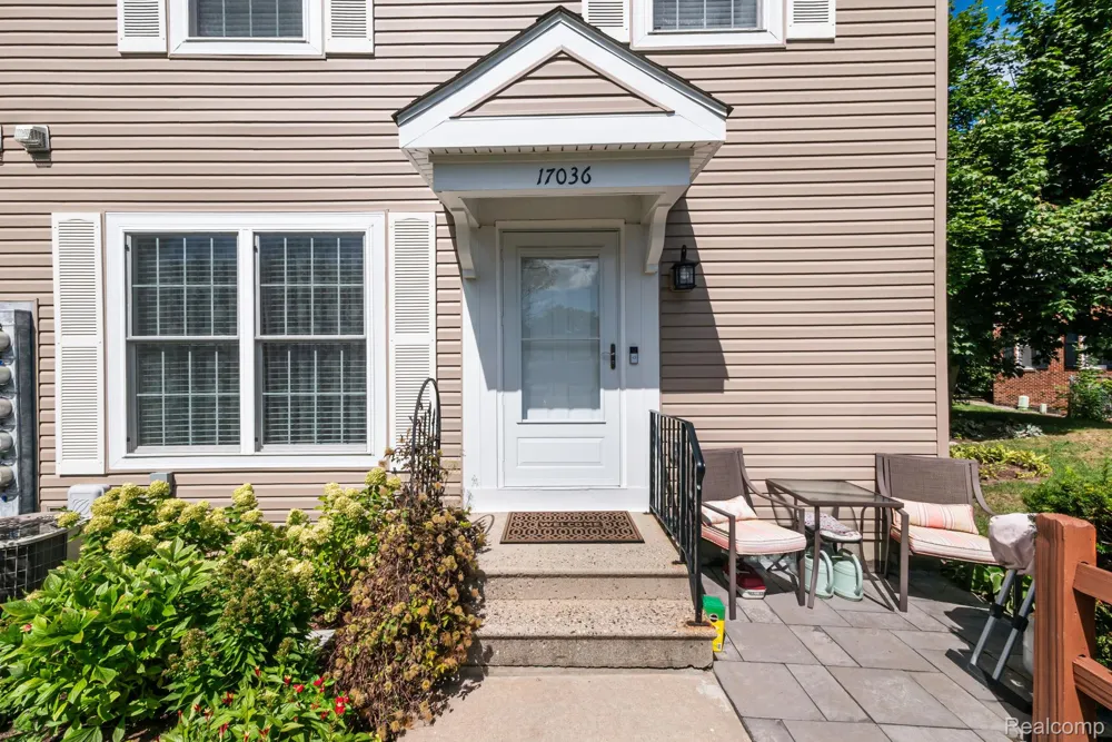 17036 Rock Harbor Court Clinton Charter Township, MI 48038