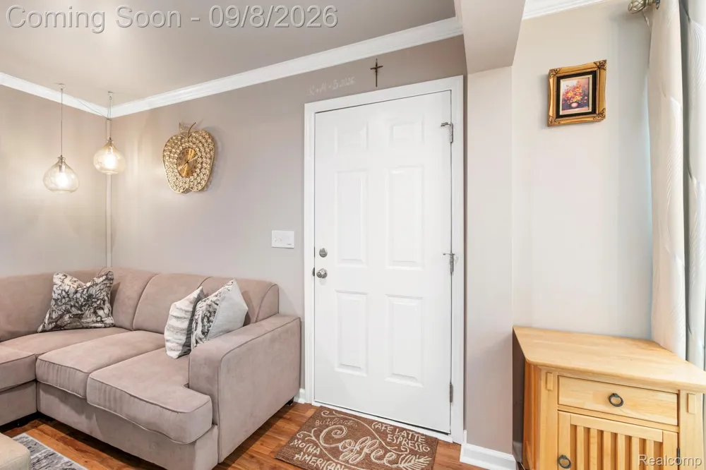 17036 Rock Harbor Court Clinton Charter Township, MI 48038