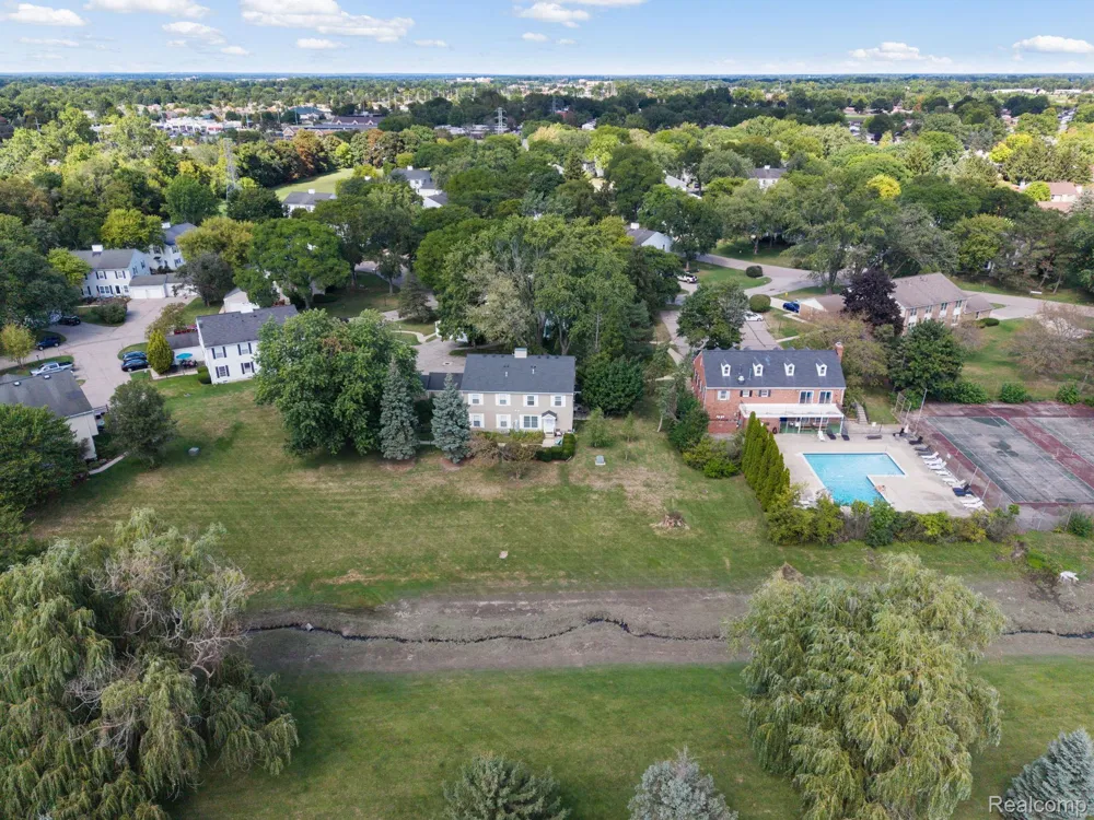 17036 Rock Harbor Court Clinton Charter Township, MI 48038