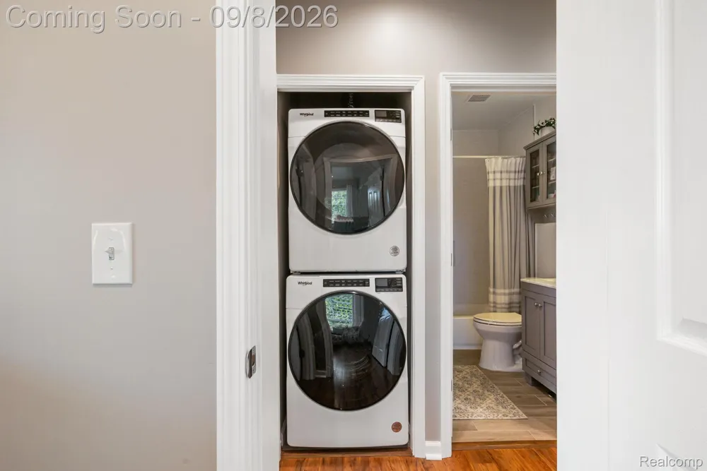 17036 Rock Harbor Court Clinton Charter Township, MI 48038