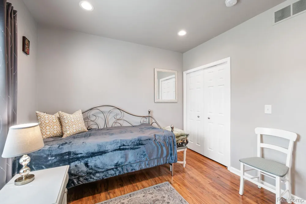 17036 Rock Harbor Court Clinton Charter Township, MI 48038