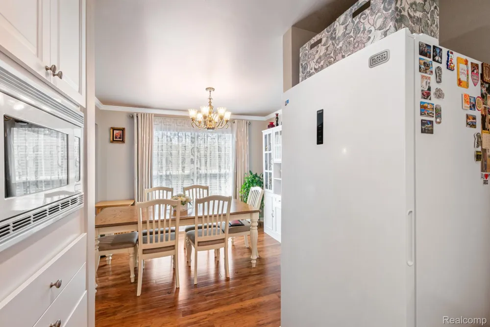 17036 Rock Harbor Court Clinton Charter Township, MI 48038