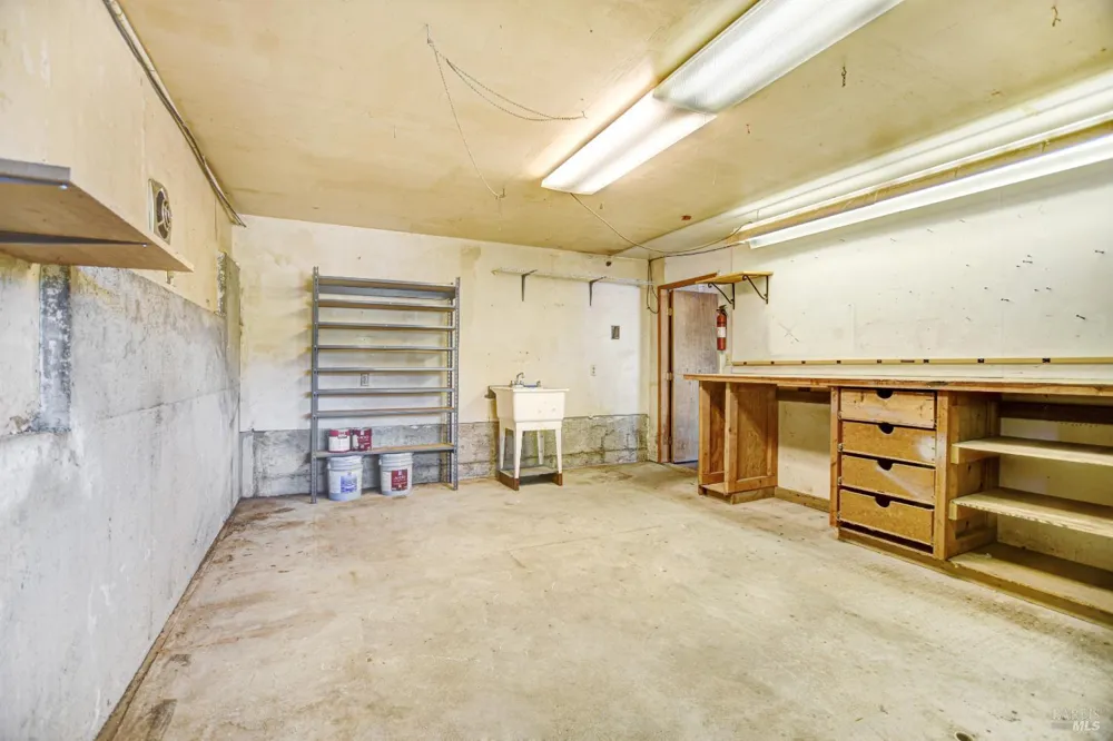 530 Bloomfield Road Sebastopol, CA 95472