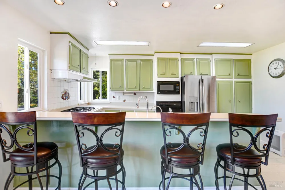 530 Bloomfield Road Sebastopol, CA 95472