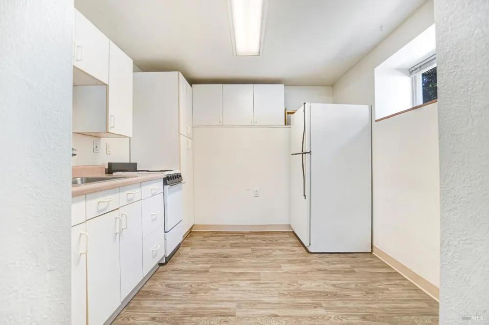 530 Bloomfield Road Sebastopol, CA 95472