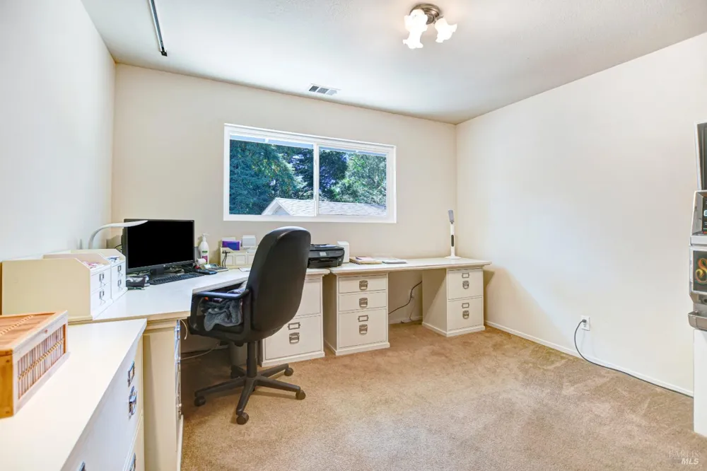 530 Bloomfield Road Sebastopol, CA 95472