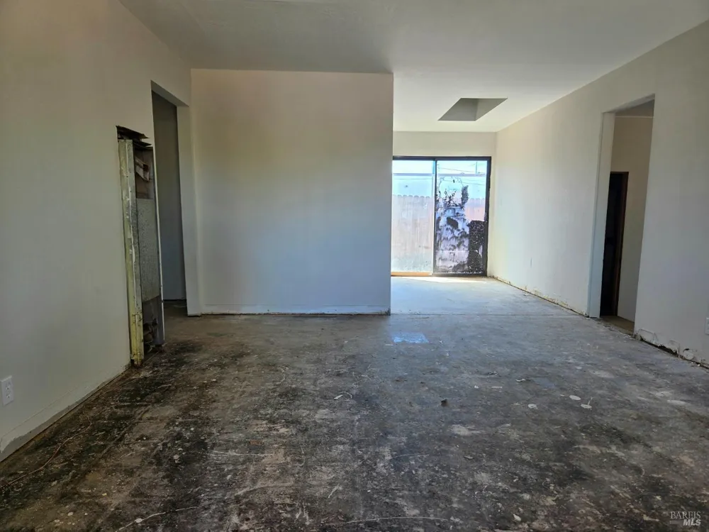 2124 Beard Court Vacaville, CA 95688